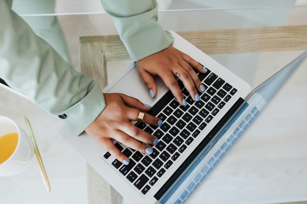 Découvrez l'annuaire téléphone : la clé pour retrouver vos contacts !